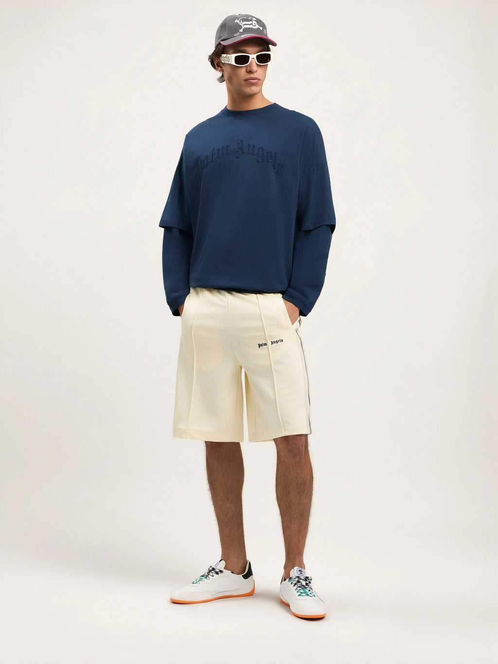 Curved Logo Double Long-Sleeved T-shirt